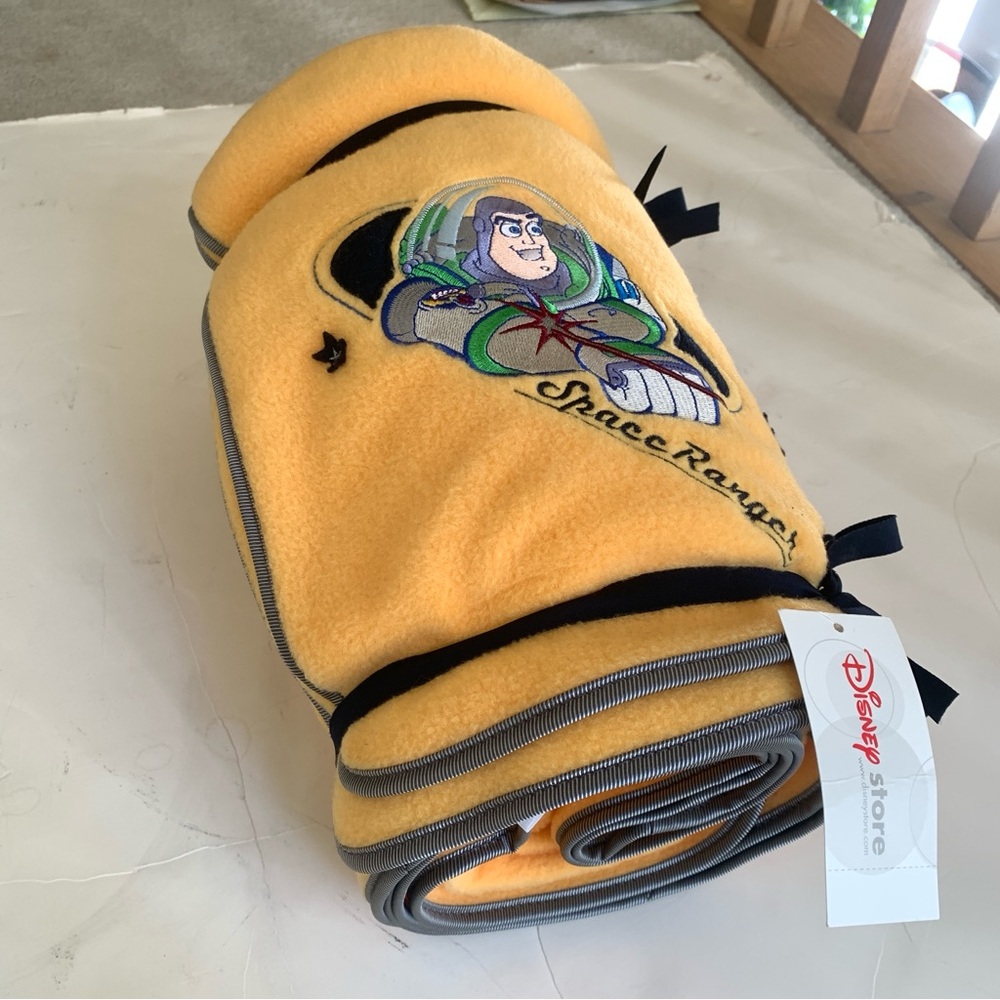 NWT Rare Disney Toy Story Buzz Lightyear Space Ranger Plush Fleece Throw Blanket